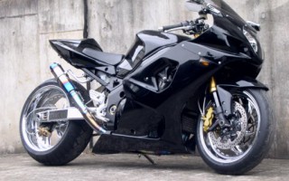 gsxr1000-0002