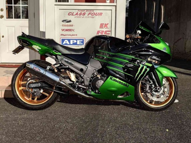 20251223_092644570ZX14R240(SIDE)